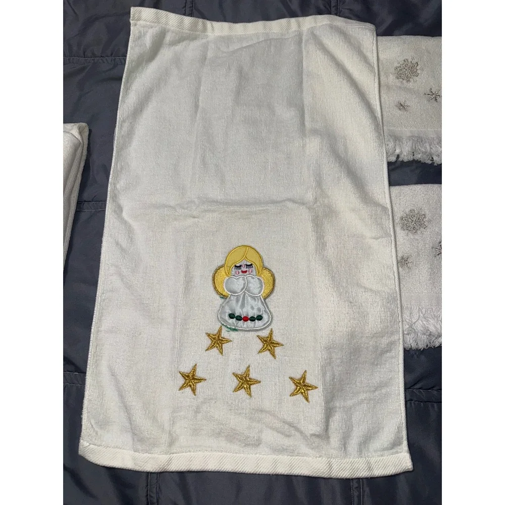 Vintage Christmas Hand Towel Set 5pc White Embroidered Angel Let It Snow Fringe